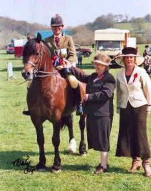 Menai Sparkling Imperial Lampeter 2007